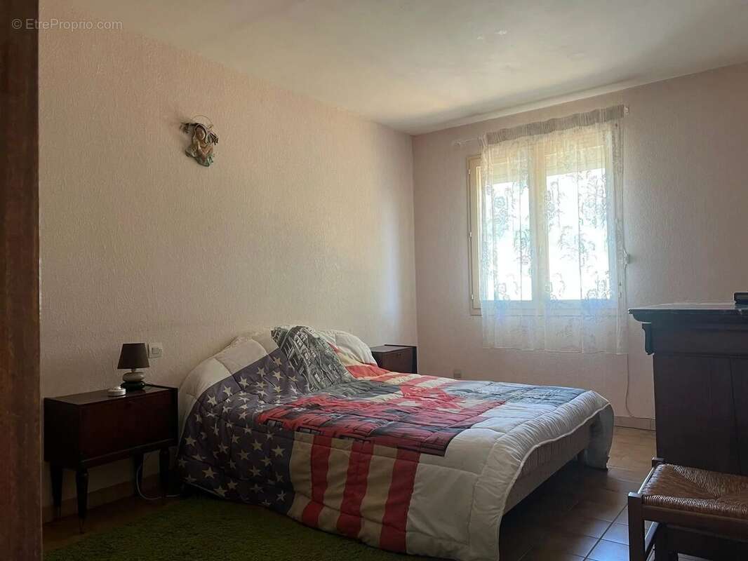 Maison à GINESTAS