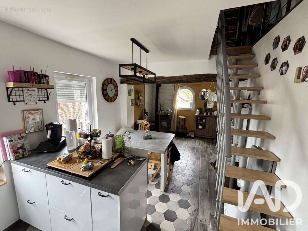 Maison 70 m² à Saint-Aubin-Les-Elbeuf  - photo 3