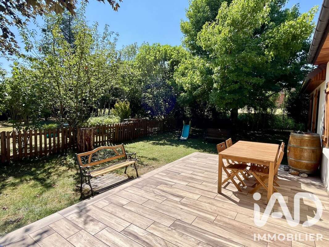Maison 120 m² à Auxon  - photo 4