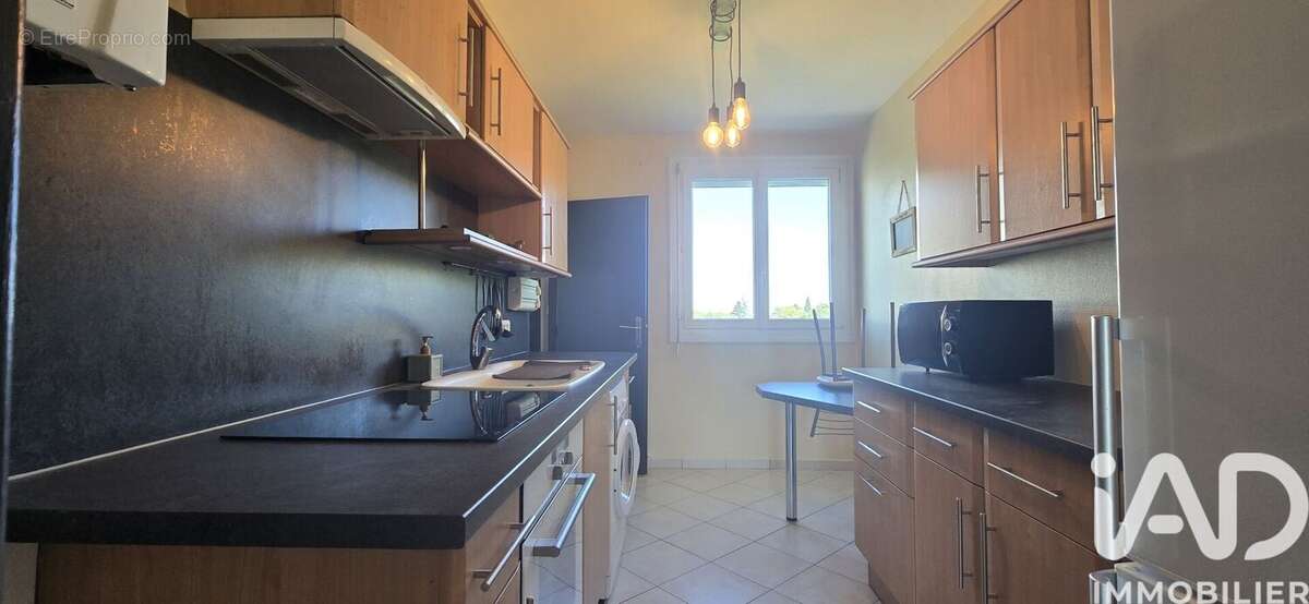 Photo 8 - Appartement à LA CHAPELLE-SAINT-MESMIN