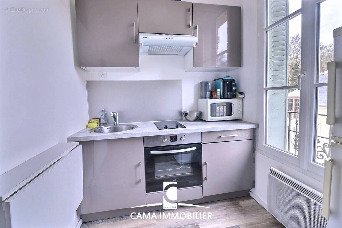 Appartement à BUC