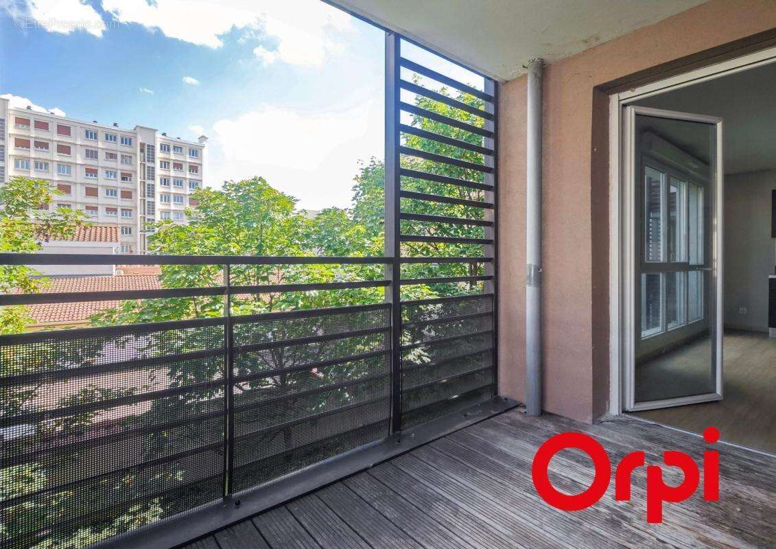 Appartement à VENISSIEUX