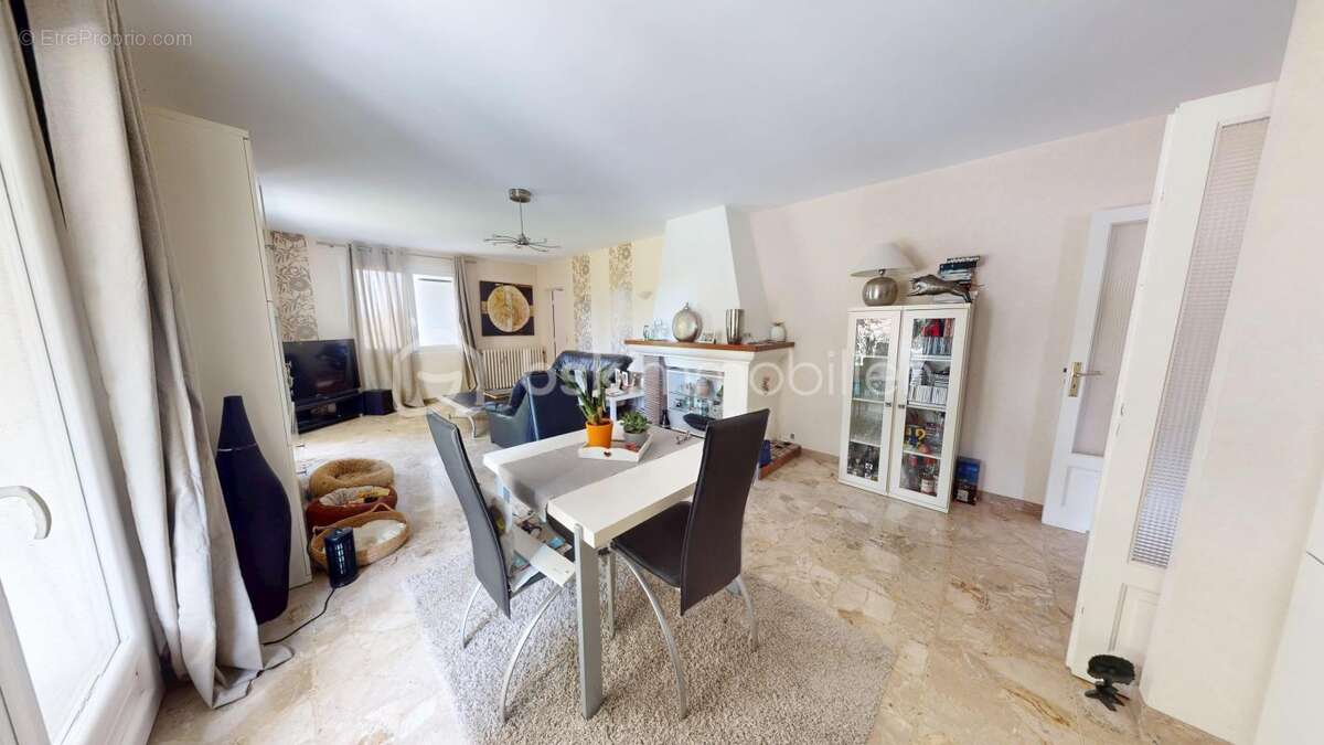 Maison de plain-pied - T4 - Saint Maurice sur Fessard - photo 3