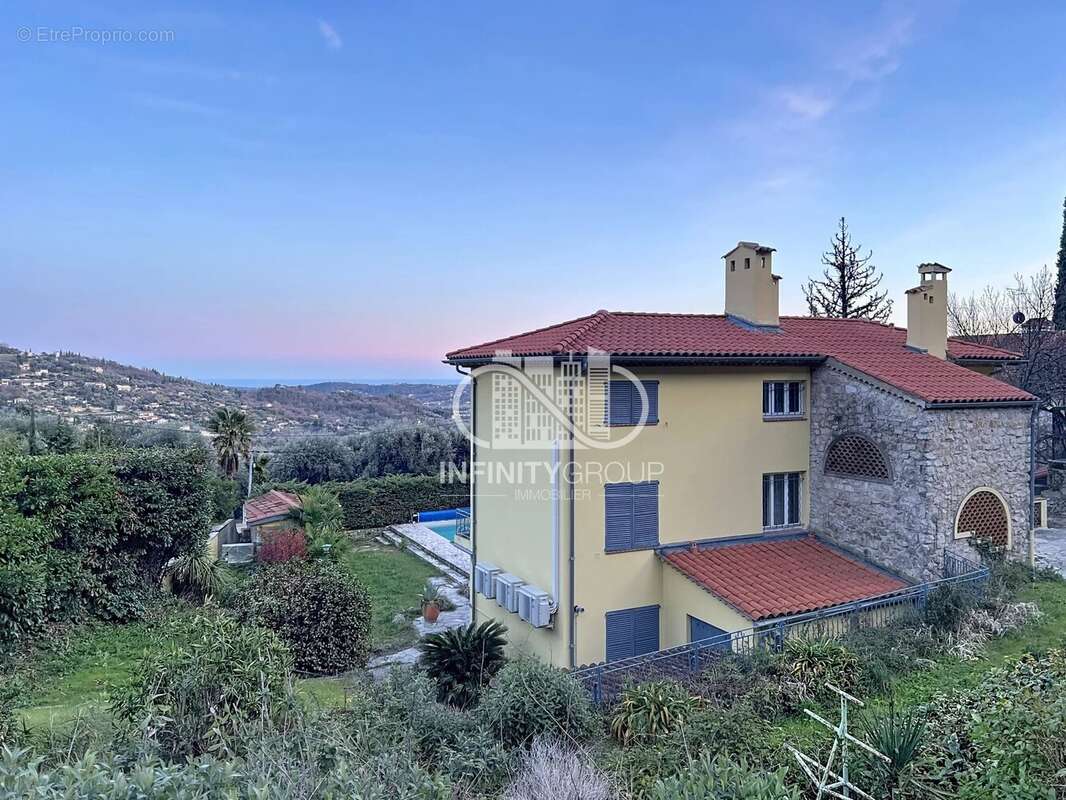 Appartement à GRASSE