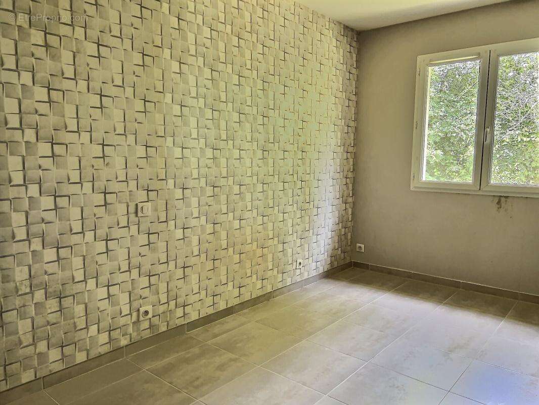 Maison à LABASTIDE-SAINT-PIERRE