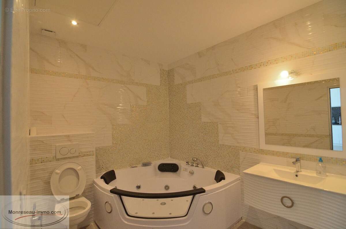 Maison à MOUGINS
