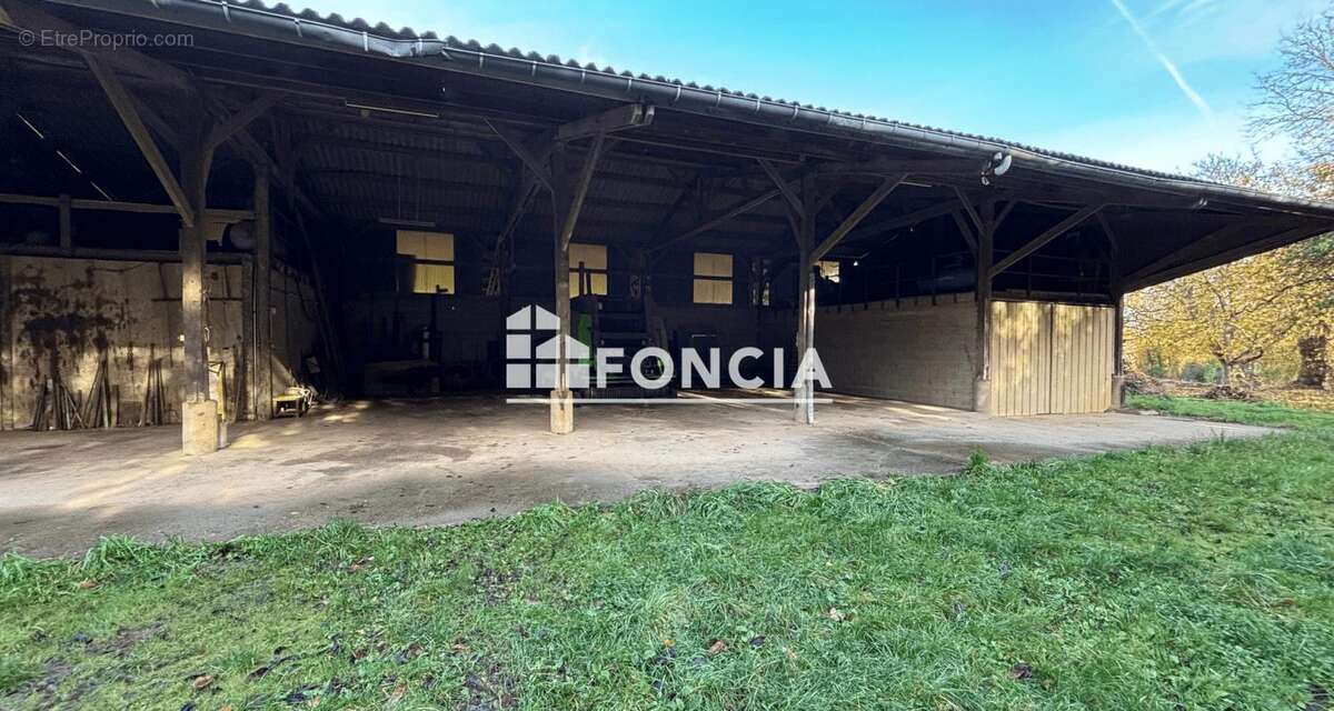 Maison à FRESNAY-SUR-SARTHE