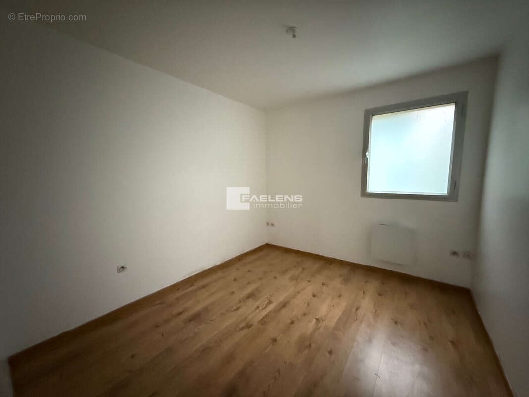 Appartement 54 m² à Carvin  - photo 5