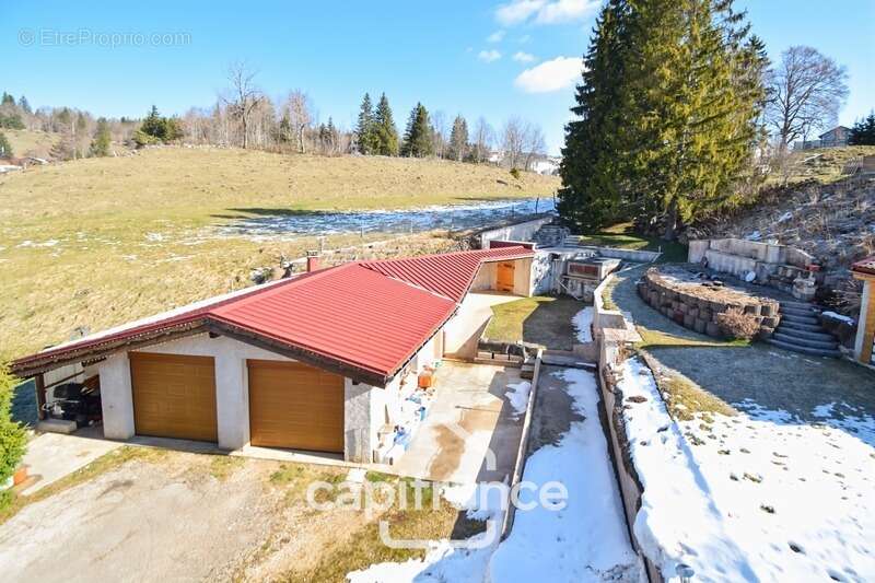 Maison à LES ROUSSES