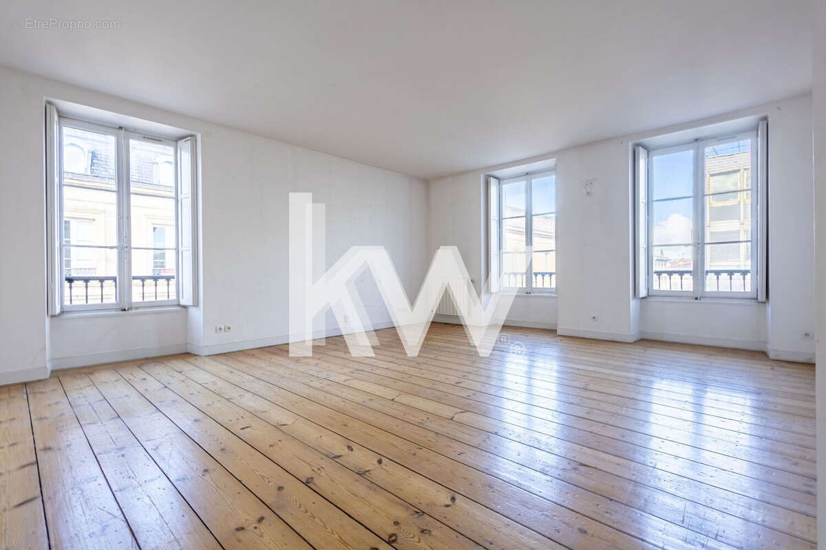 Appartement 125 m² à Bordeaux  - photo 2