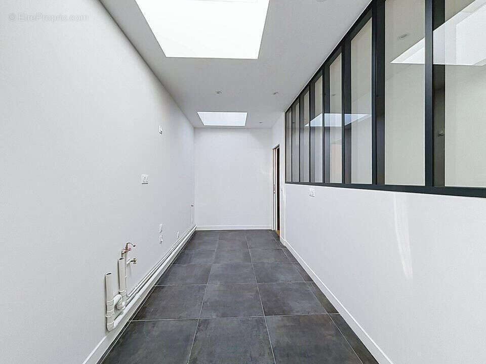 Appartement à SURESNES