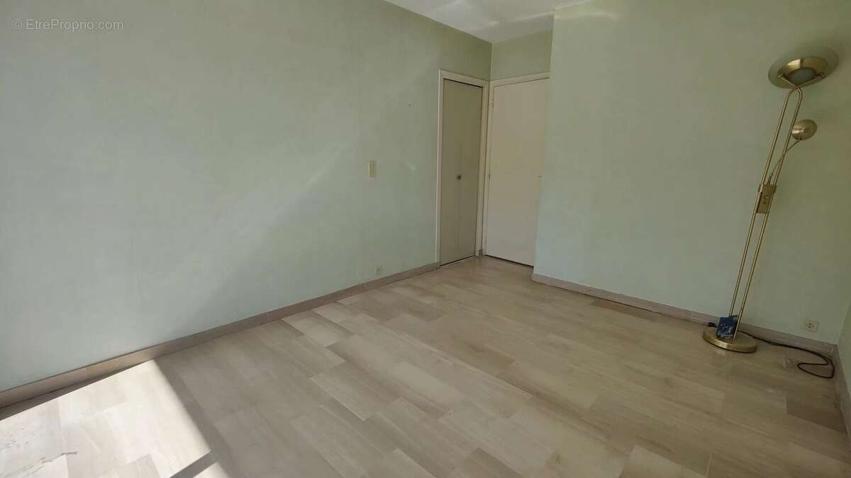 Appartement à VENCE