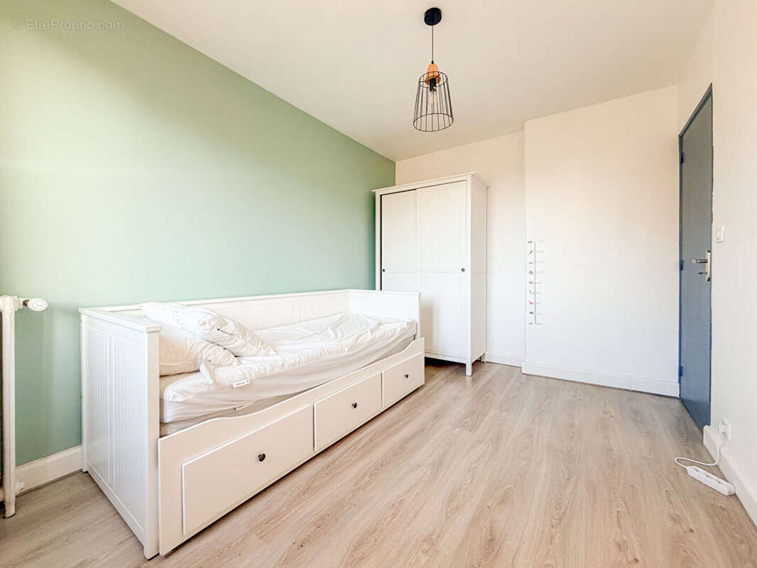 Appartement à NANTERRE