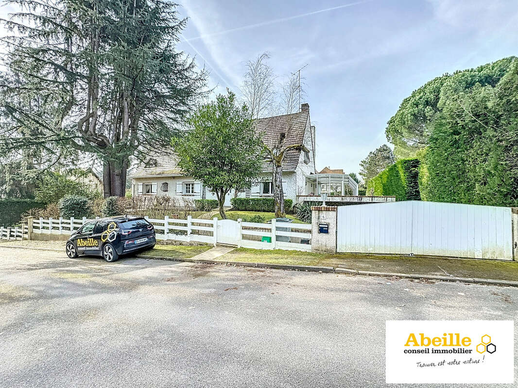 Maison à SAINT-CHERON