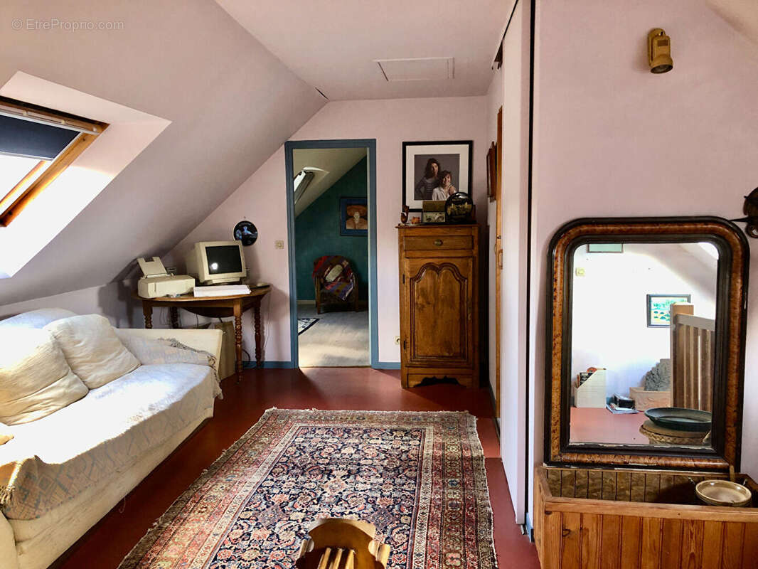 Maison à BUC