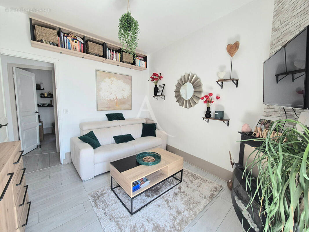Appartement à FONTENAY-SOUS-BOIS