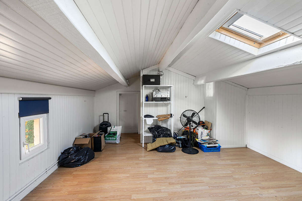 Maison à LOUCHATS