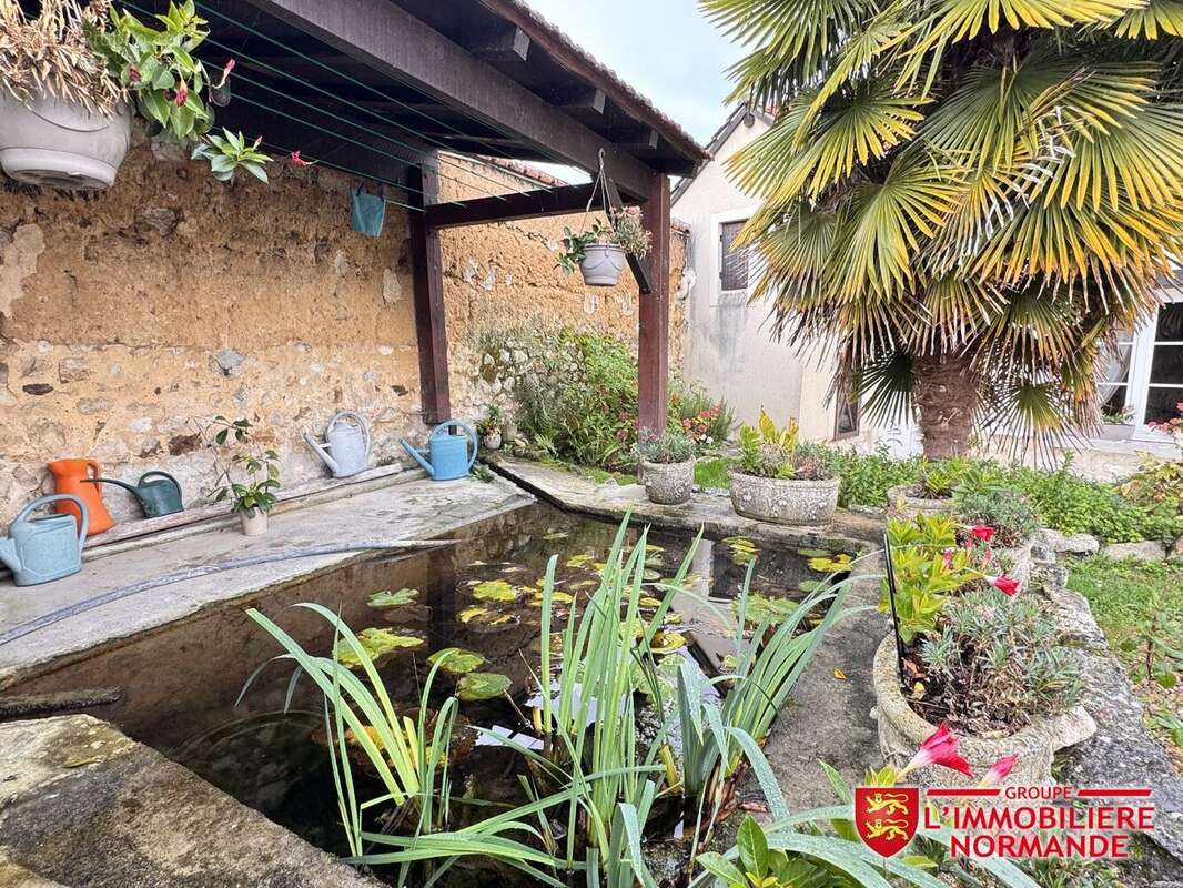 Maison à SAINT-MARCEL