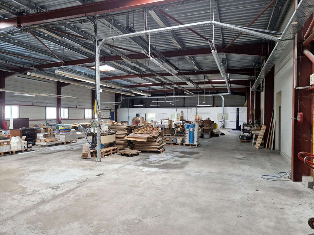 A vendre - limoges - local d'activite de 1 280 m² - photo 4