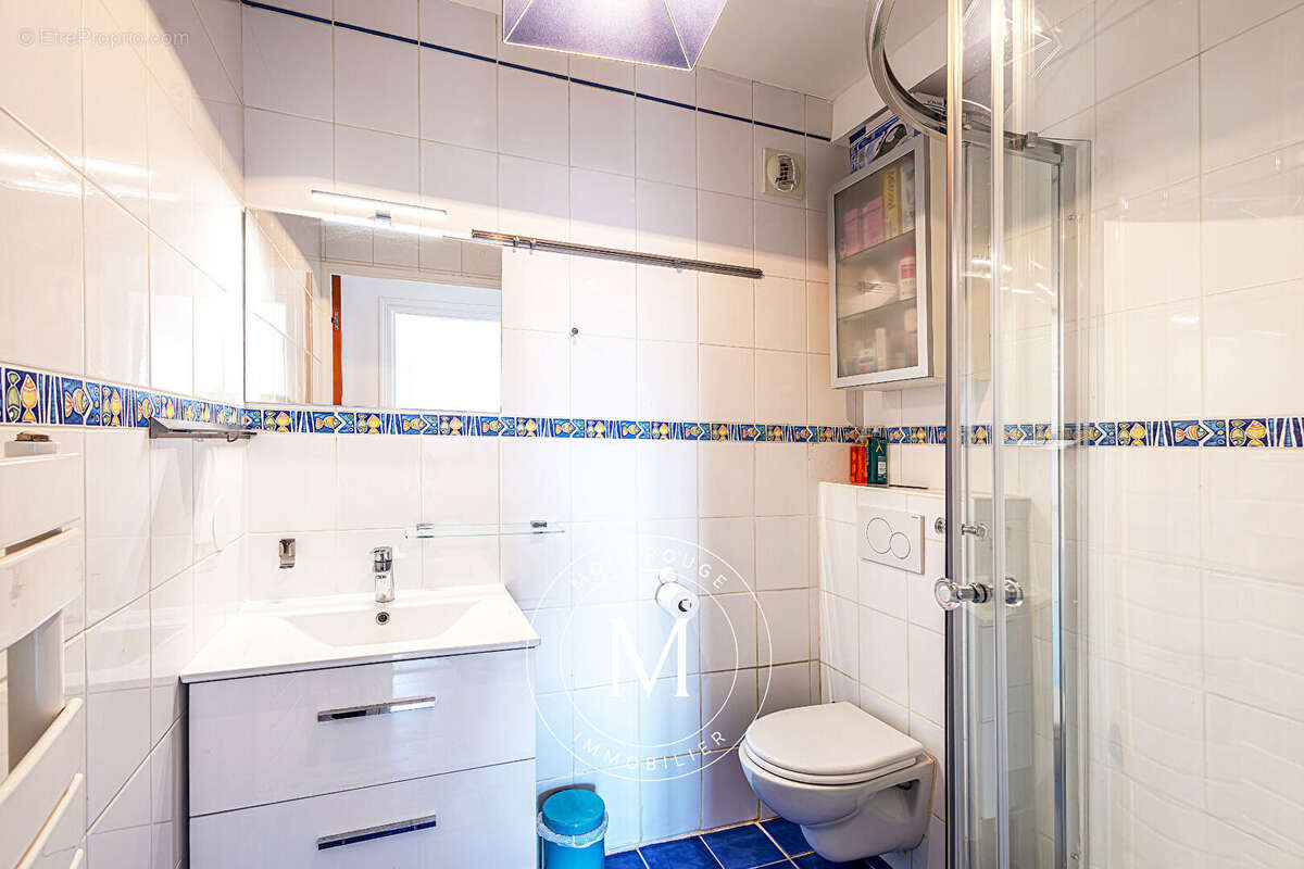 Appartement à PARIS-14E