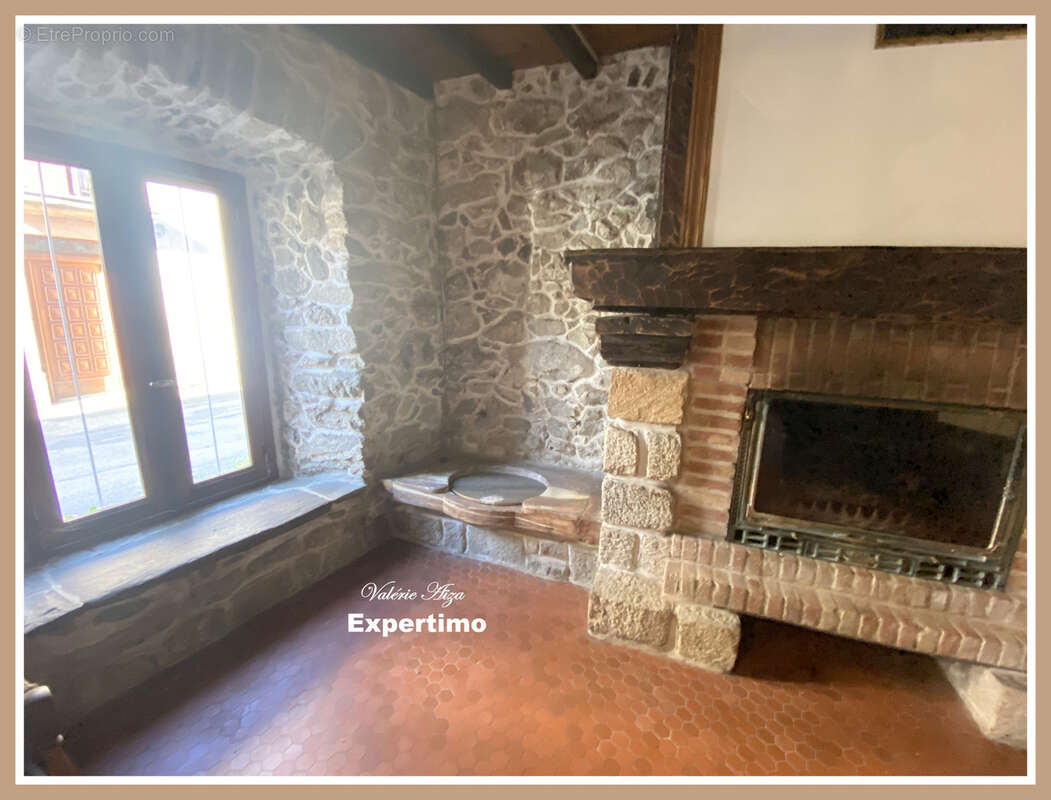 Maison à LA SALVETAT-SUR-AGOUT