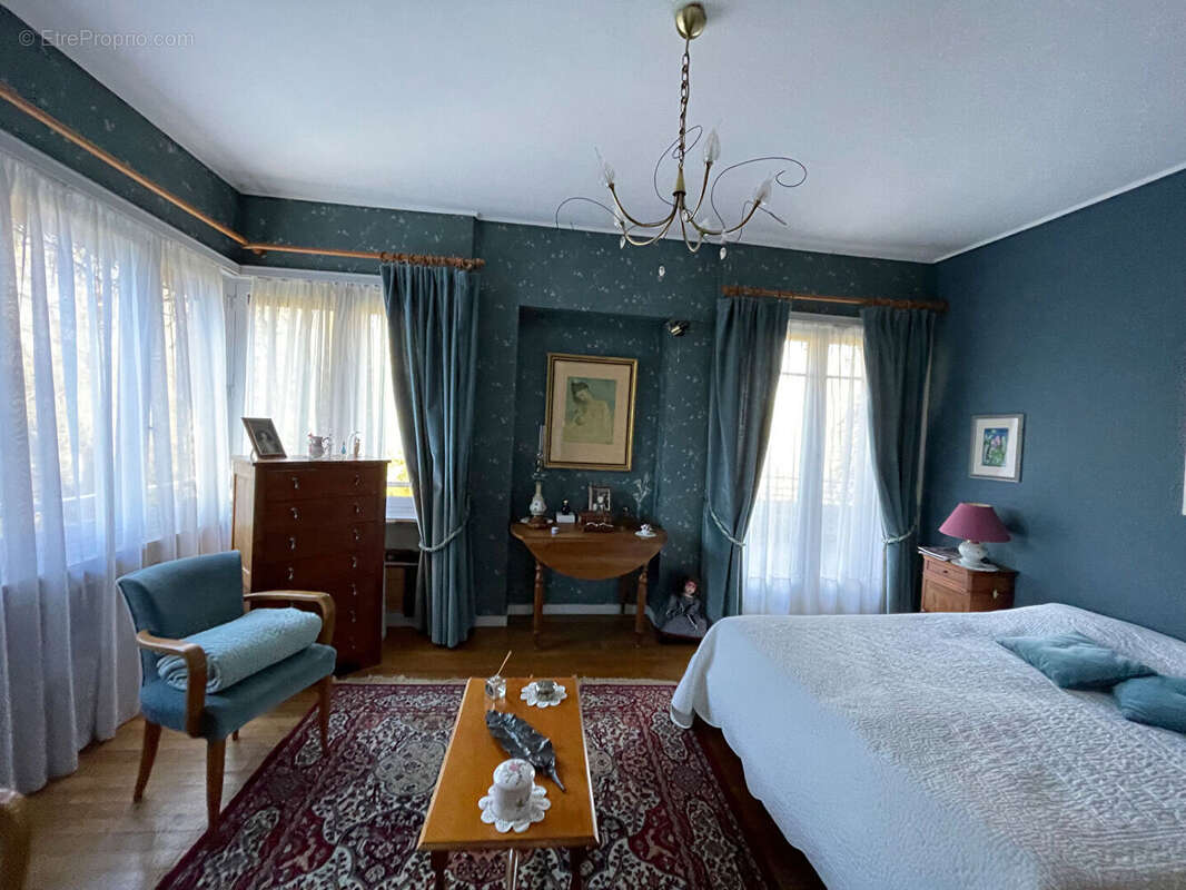 Maison bourgeoise  8 pièce(s) 173 m2 - photo 9