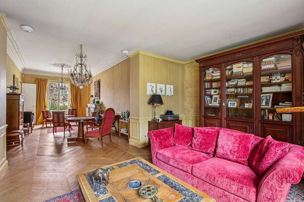 Maison à LE VESINET