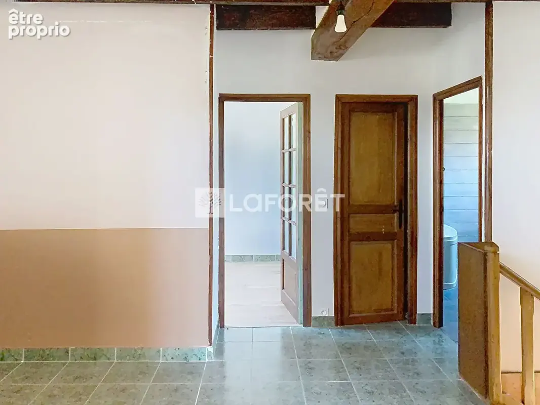 Maison familiale avec dépendances 8 pièce(s) 175 m2 - photo 10