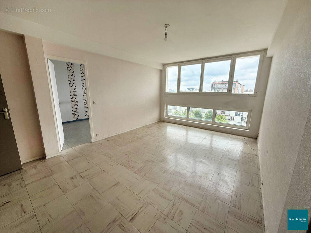 Appartement à HEROUVILLE-SAINT-CLAIR