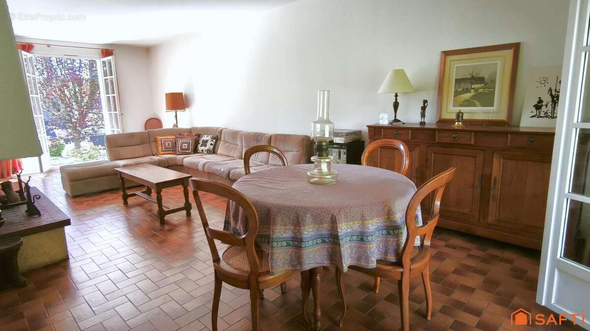 Photo 3 - Maison à L'ETANG-LA-VILLE