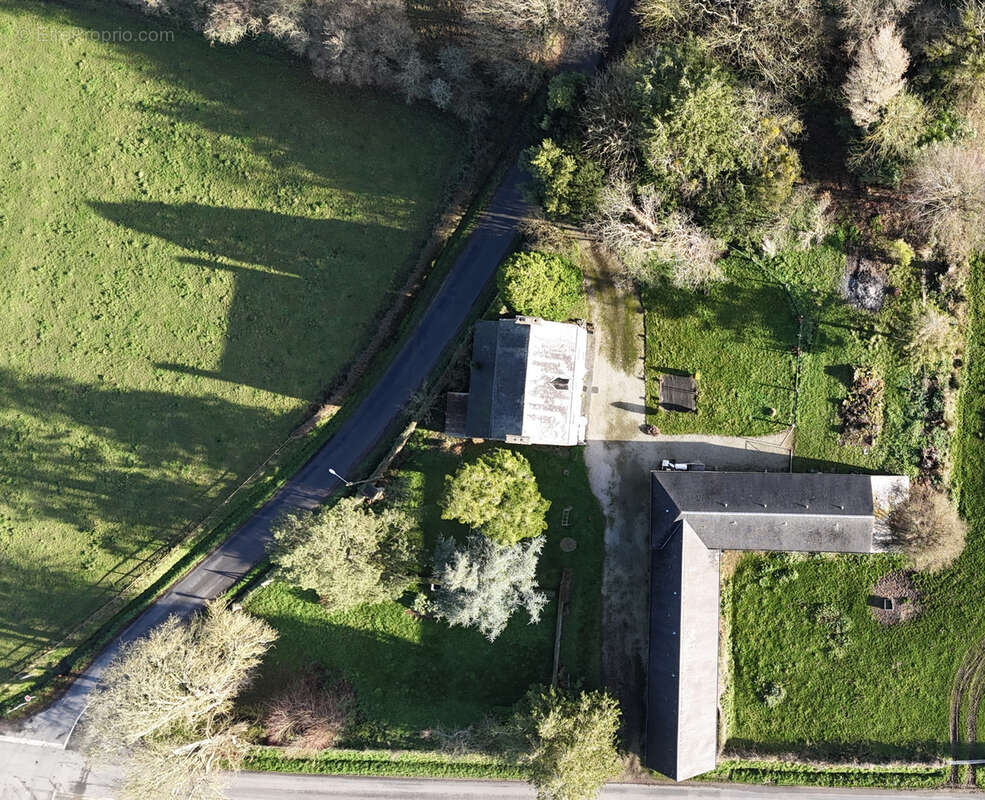 Maison à PICAUVILLE