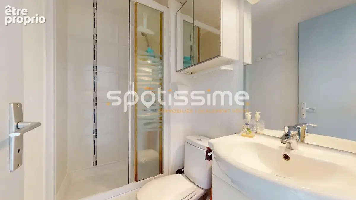 CAP D'AGDE, Mont Saint Martin - T2 avec parking dans résidence avec piscine - photo 8