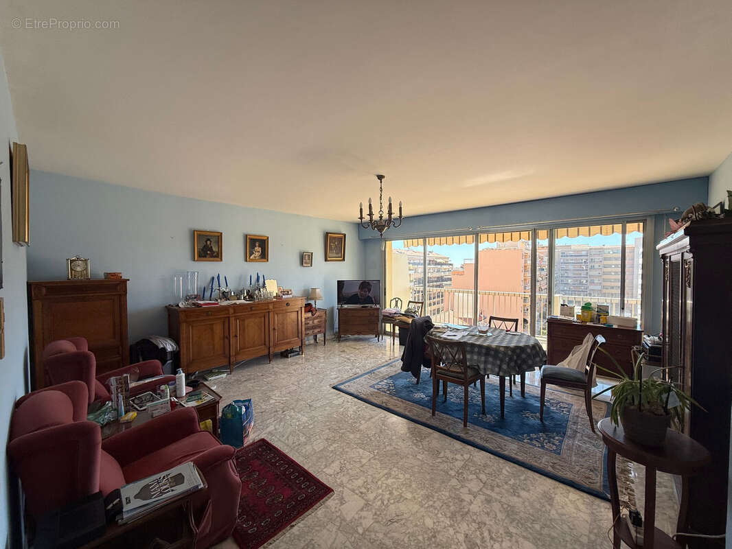 Appartement à MENTON