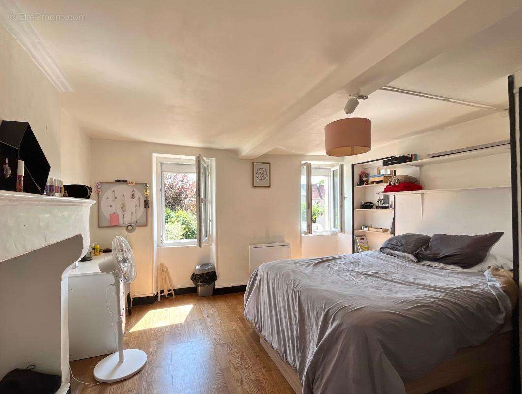 Maison ancienne rénovée de 125 m², Mézidon-Canon - photo 8