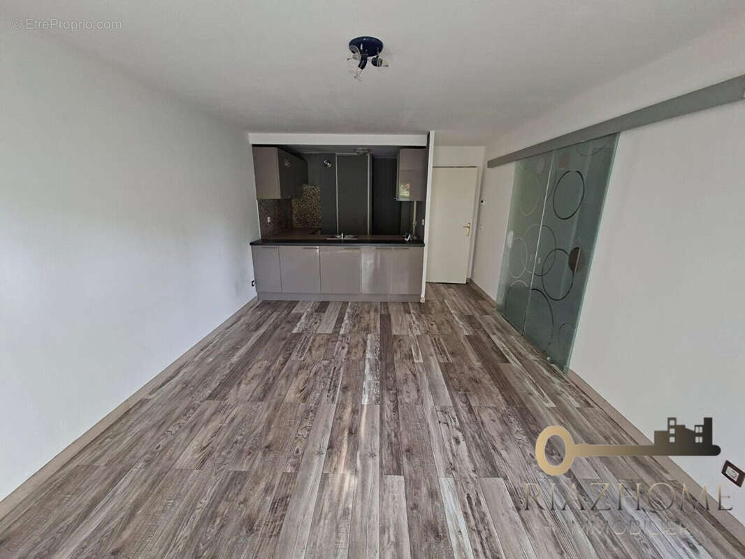 Appartement à LE BOURGET