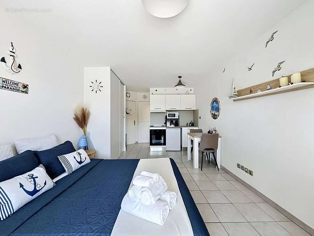 Appartement à LE CANNET