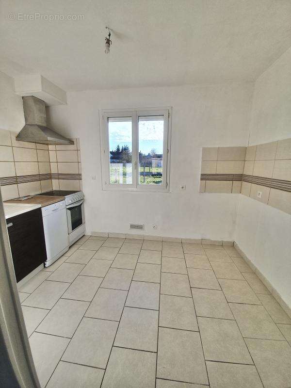 Maison à LA GUERCHE-SUR-L'AUBOIS