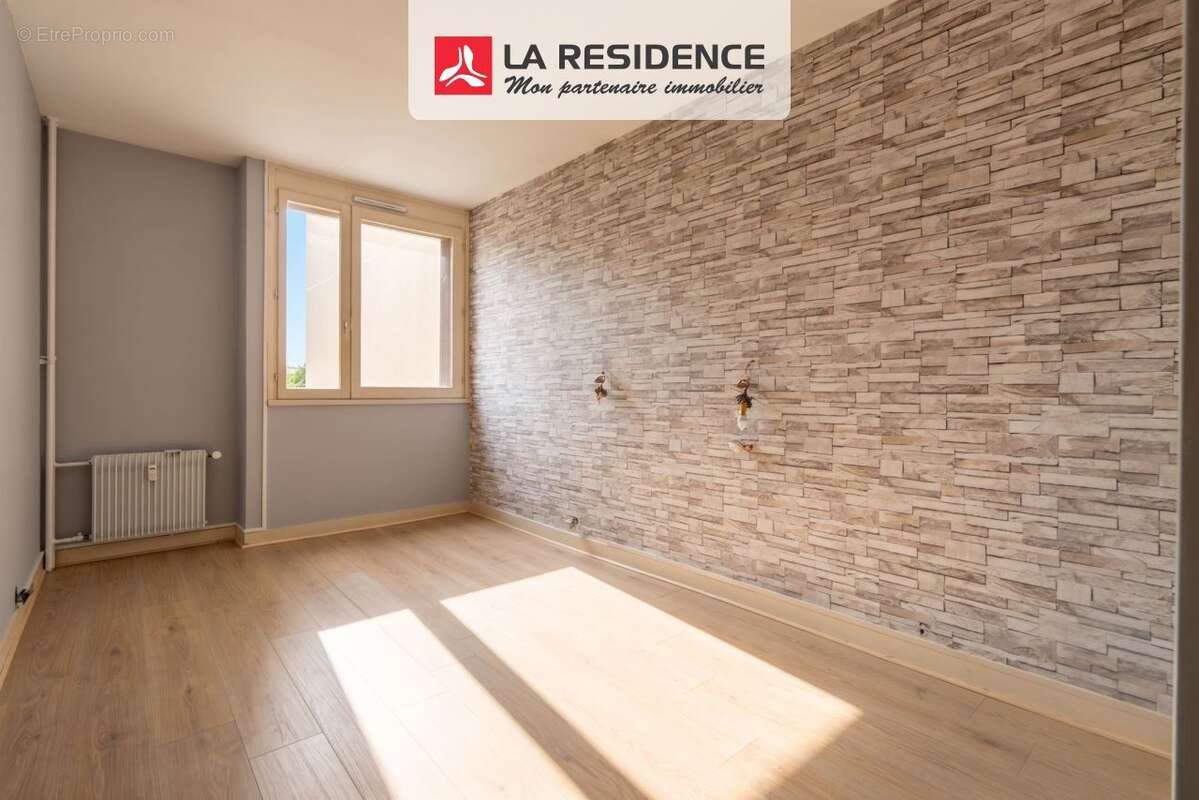 Appartement 65 m² à Taverny  - photo 5