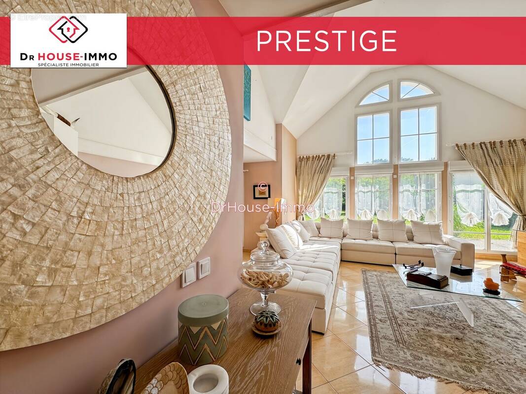 Maison à MONTEVRAIN