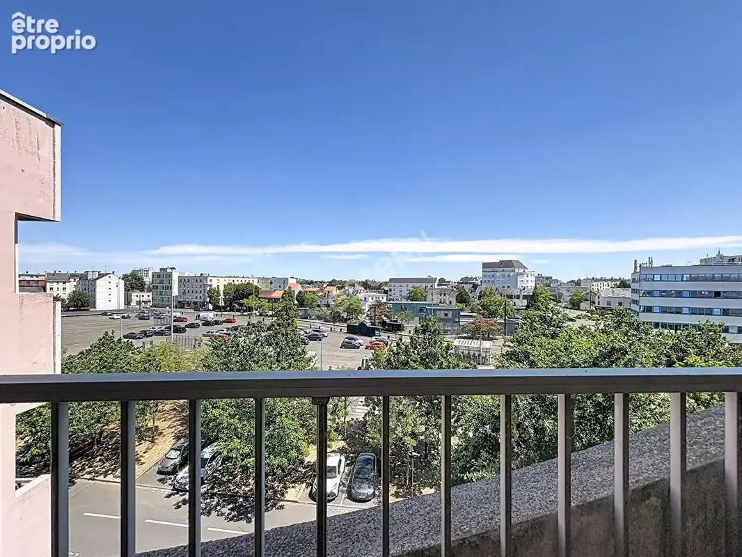 Appartement à REZE