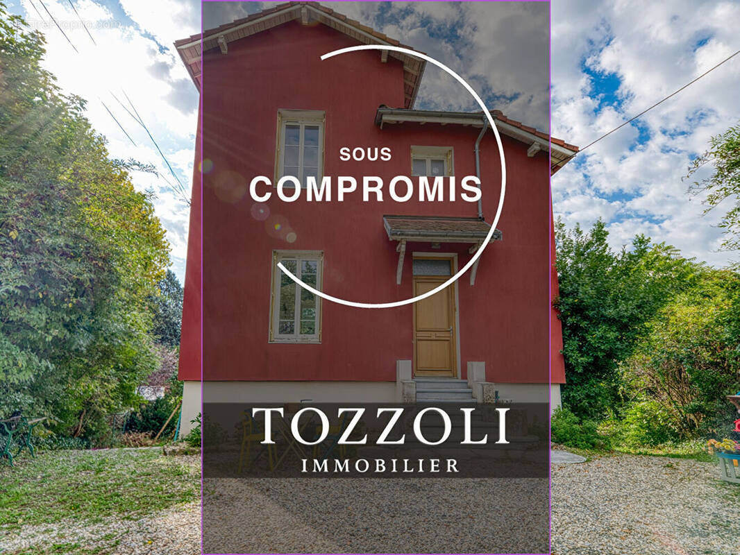 Maison à SAINT-QUENTIN-FALLAVIER