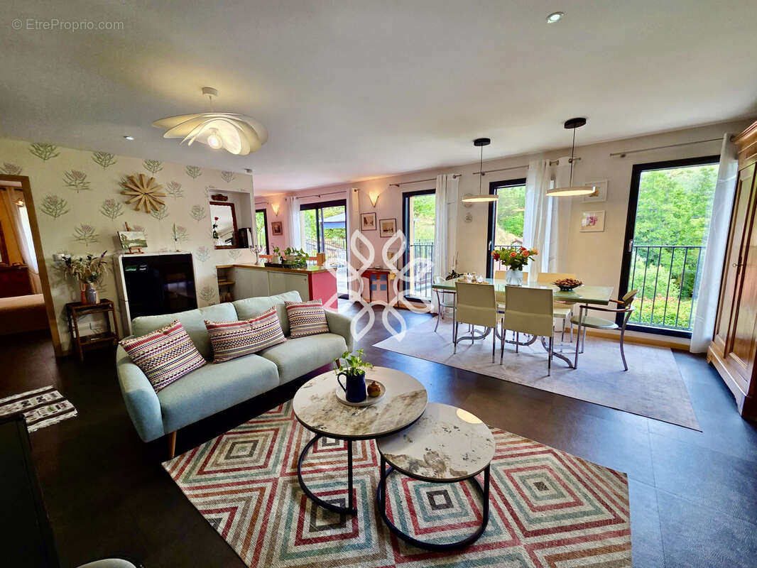 Maison contemporaine, garage et terrasse - Blesle - photo 4