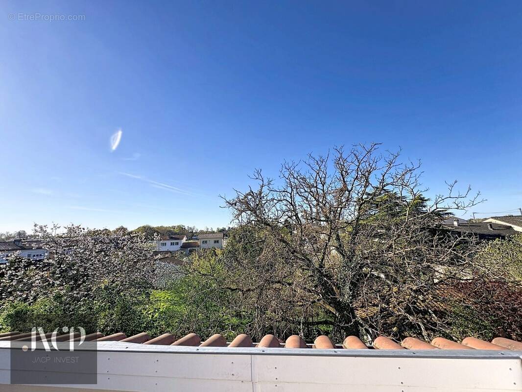 Appartement à LE HAILLAN