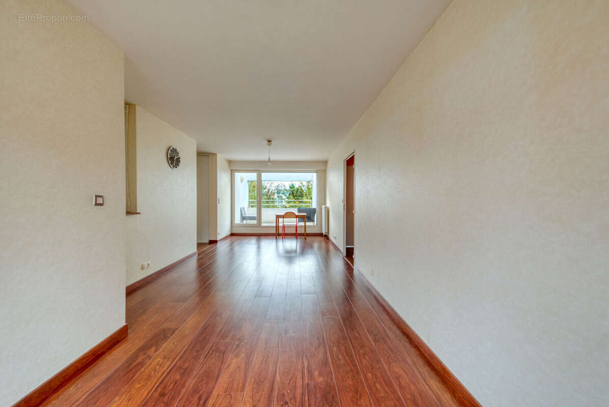 Appartement à SAINT-JACQUES-DE-LA-LANDE