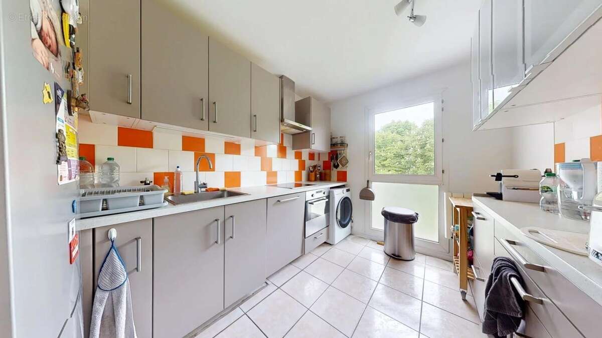 Appartement à MONTIGNY-LE-BRETONNEUX