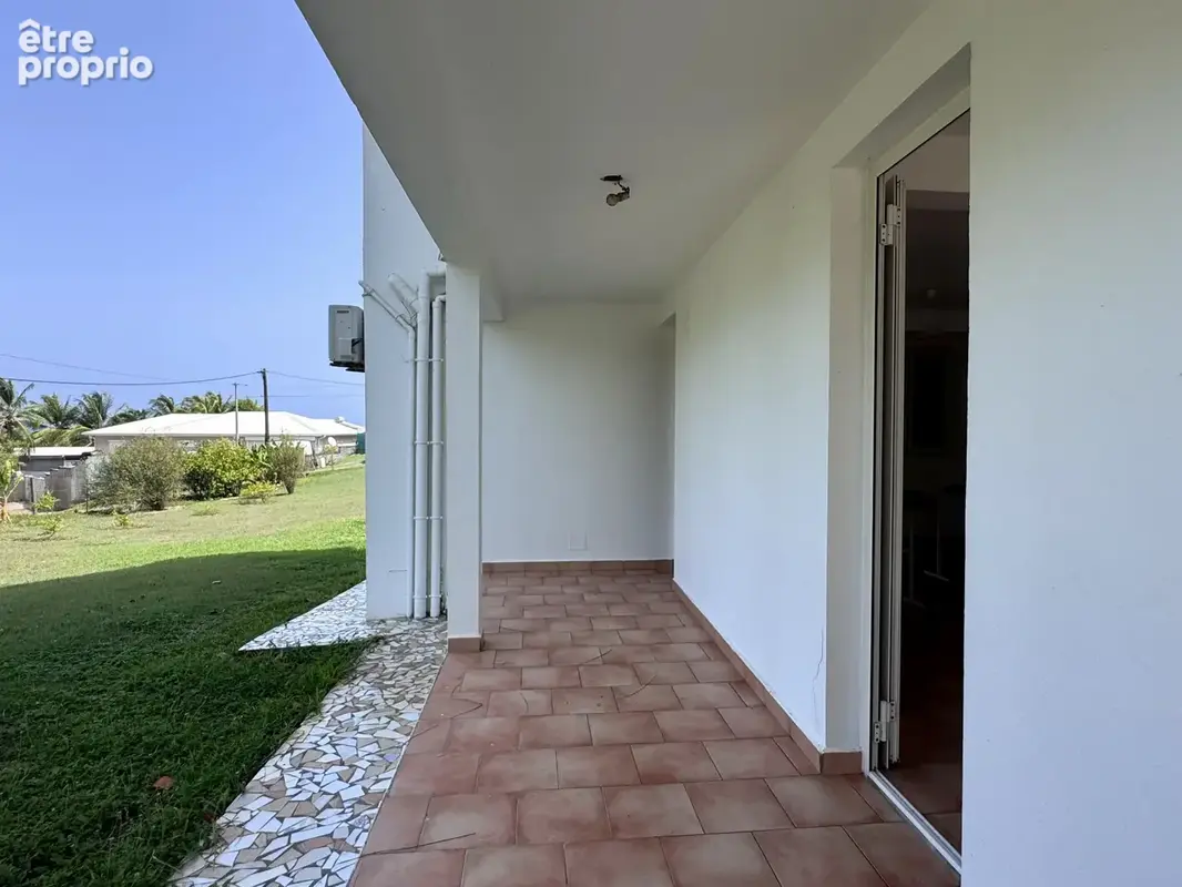 LE MOULE — Maison familiale avec vue mer + appartement T3 indépendant  Terrain de 4 840 m2 constructible - photo 30