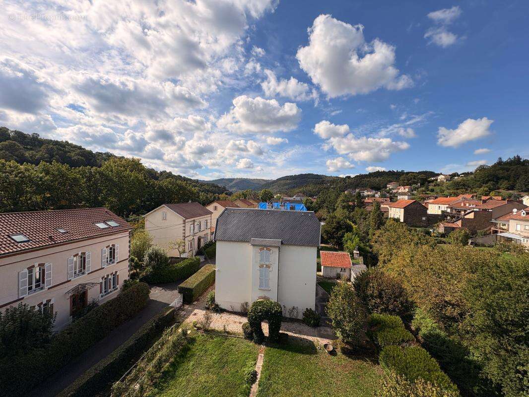 Appartement à DECAZEVILLE
