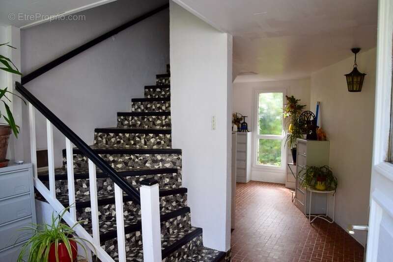 Maison à AIX-EN-OTHE