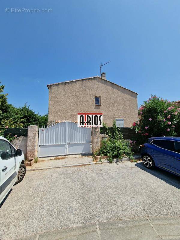 Commerce à LA FARLEDE