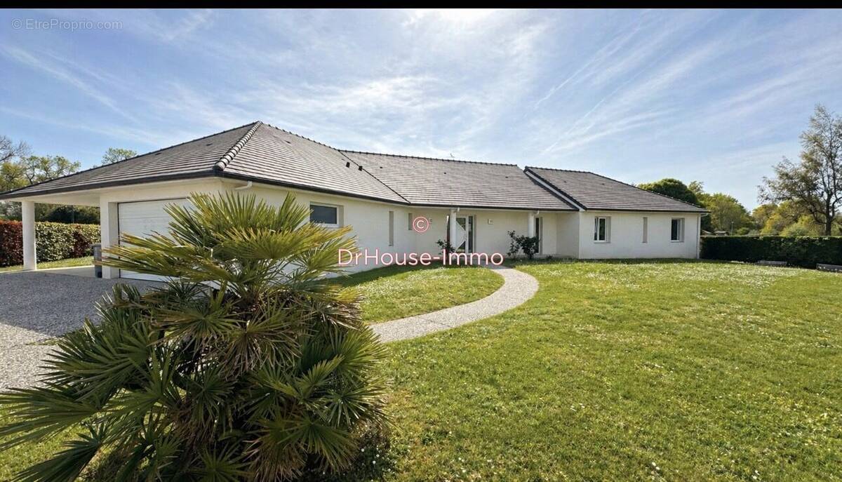 Maison à OUSSE